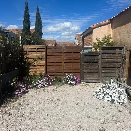La Maison Bleue De St Pierre
